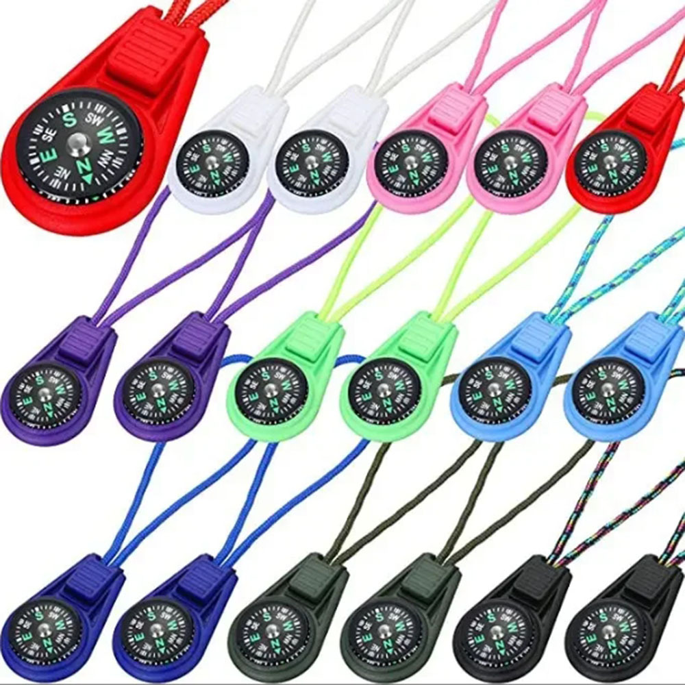 Outdoor Adventure Guide - 10 Pezzi Portachiavi Colorati con Mini